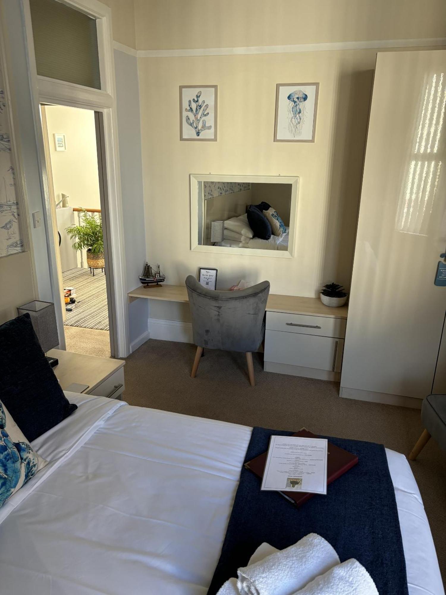 74 Belgravia 4* Torquay