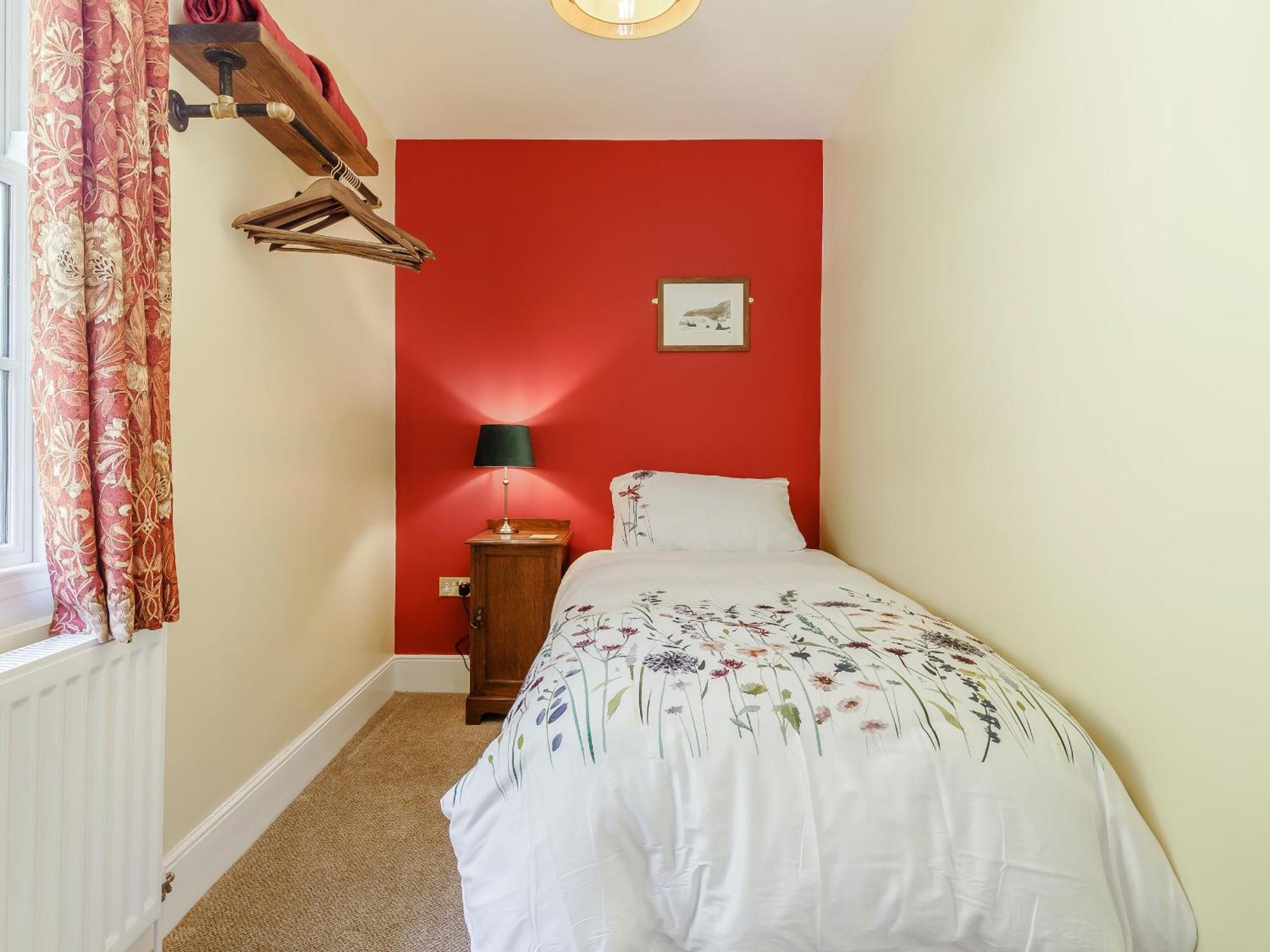Holiday home Cavern House *