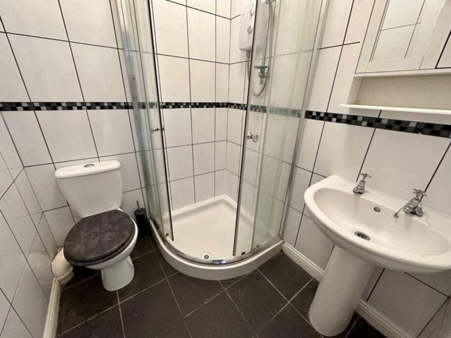 Apartment Torquay, 1 Bedroom, Sleeps 4, Free Parking, Torbay Torquay