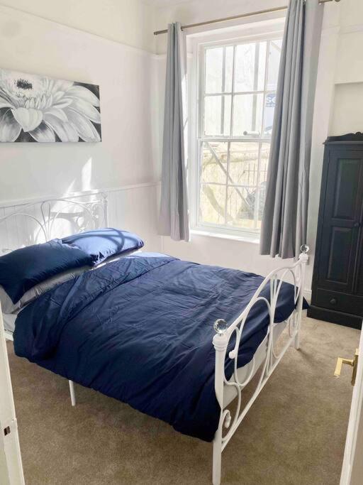 Apartment Torquay, 1 Bedroom, Sleeps 4, Free Parking, Torbay Torquay