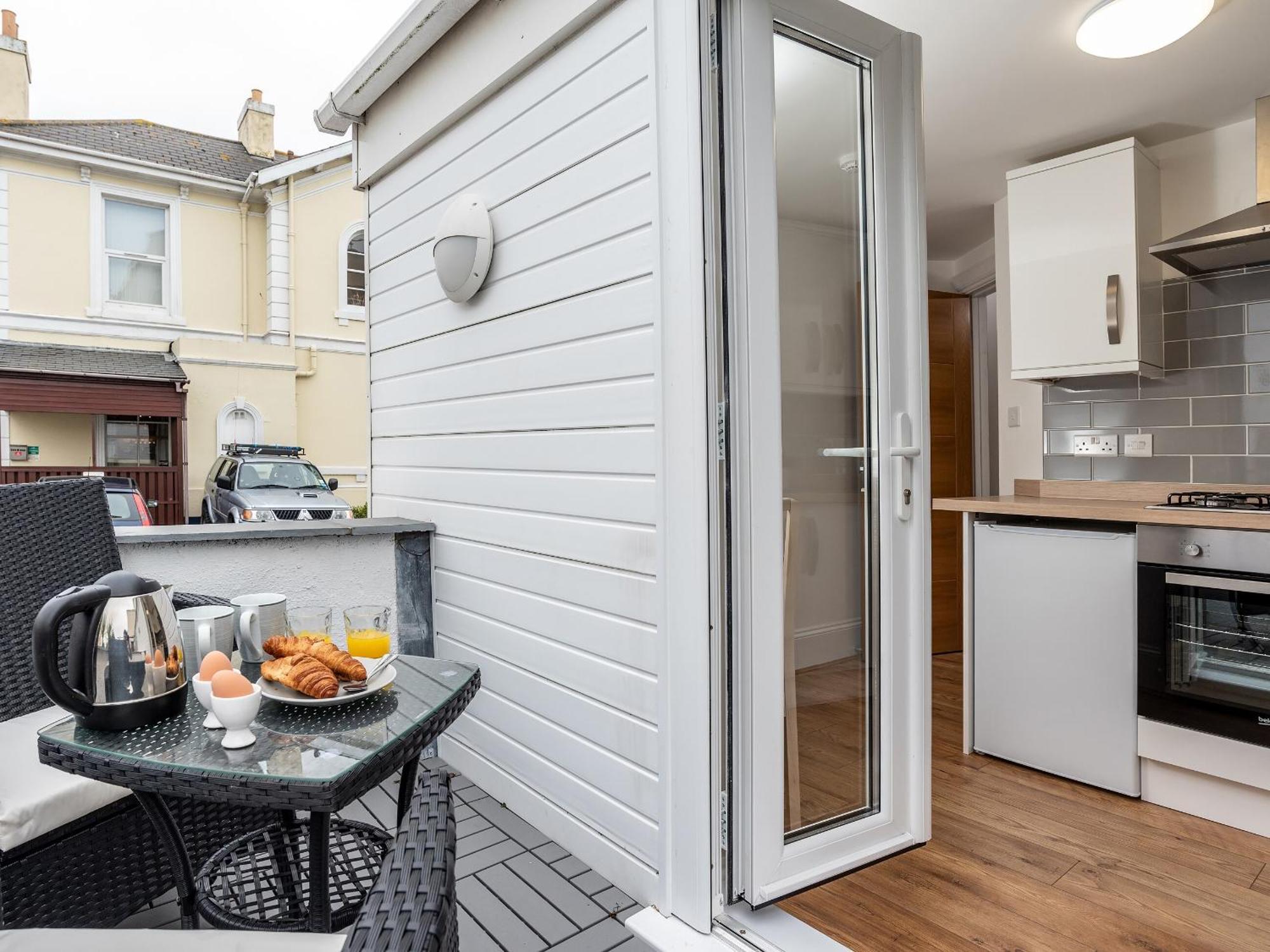 Oddicombe, Apartment