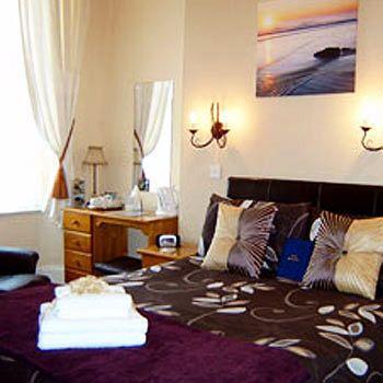 Summerlands 4* Torquay