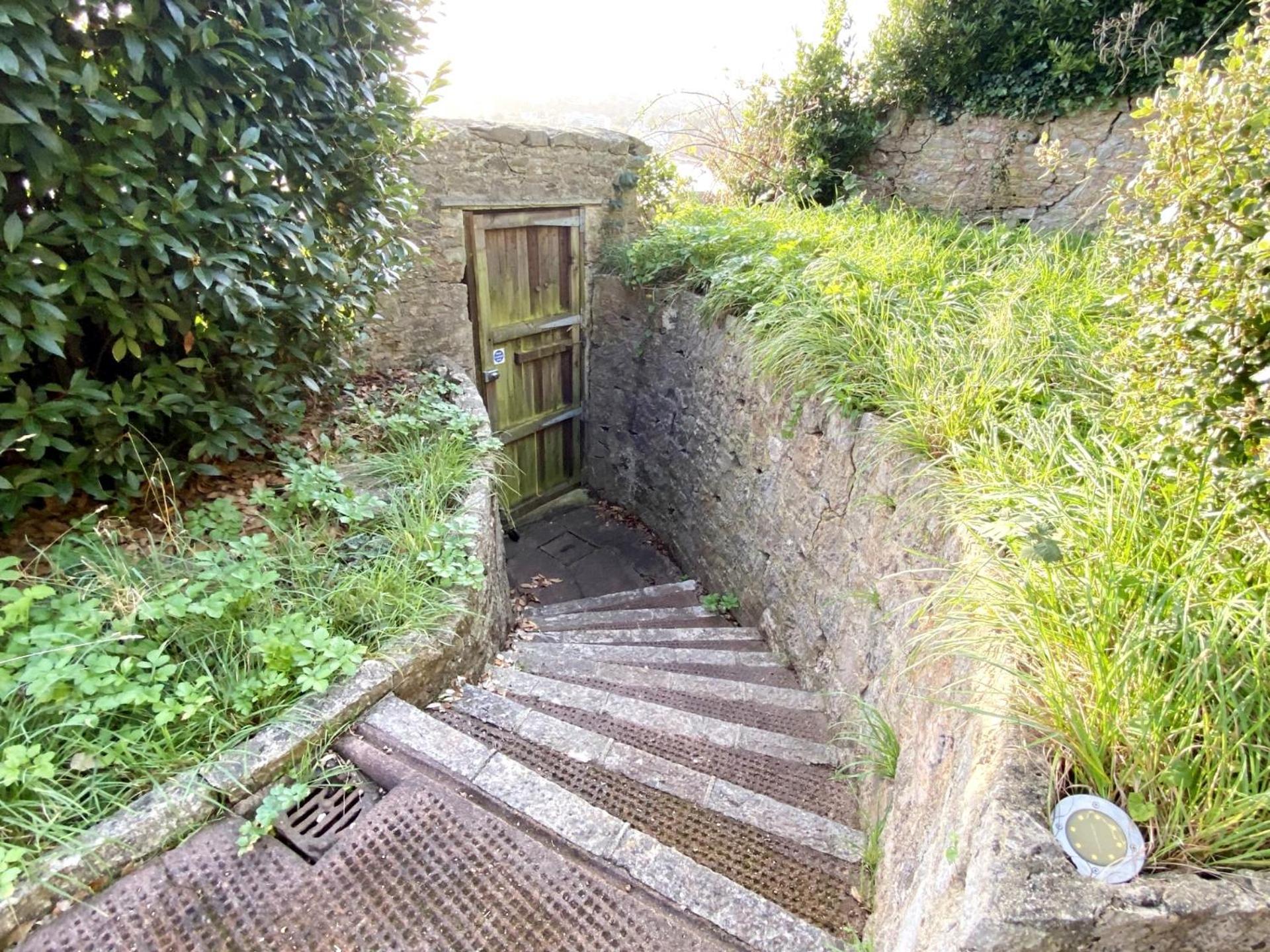 No1 Marina Court - Wow Sea View * Torquay