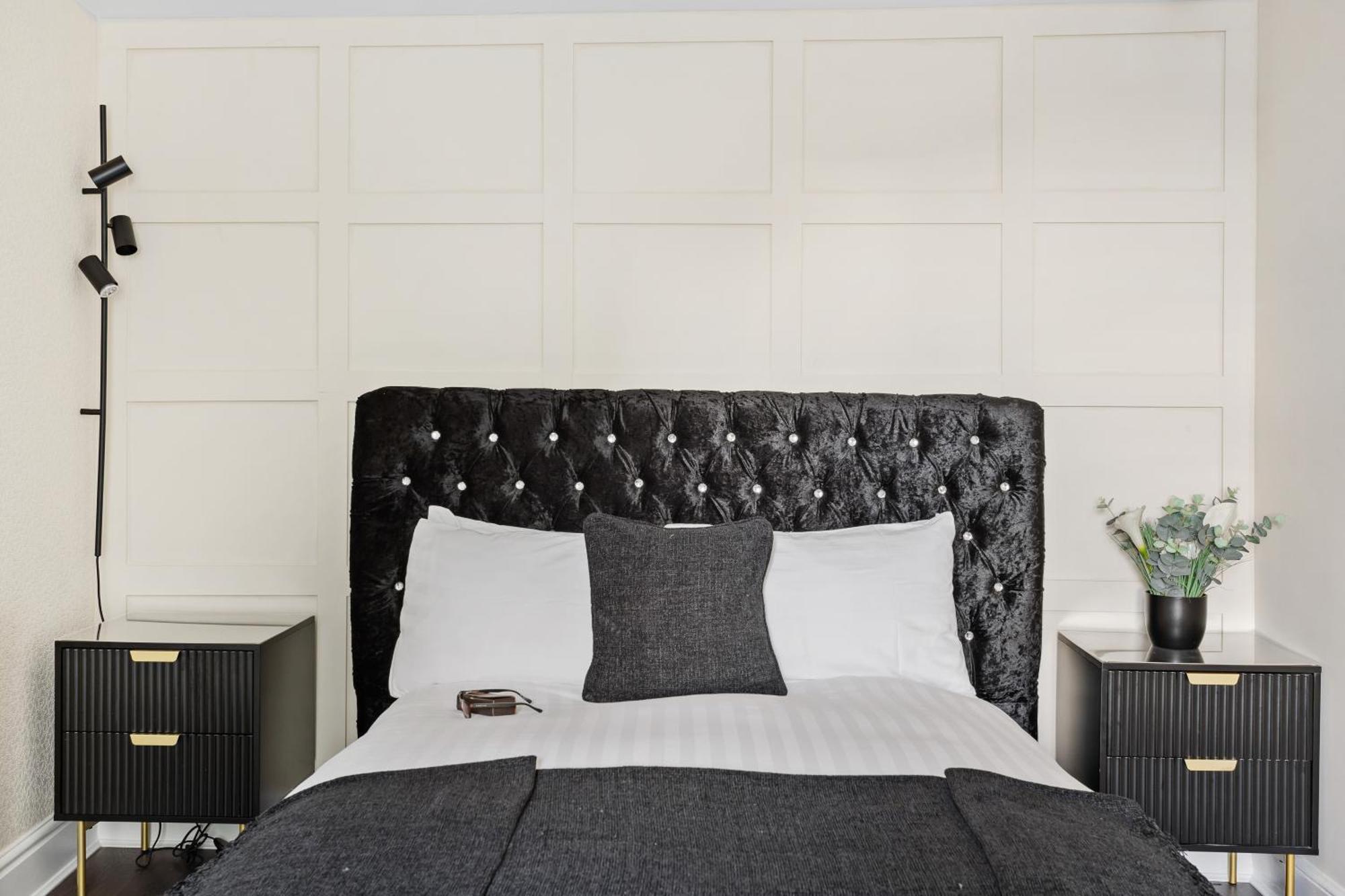 Kethla Luxury Apartment
