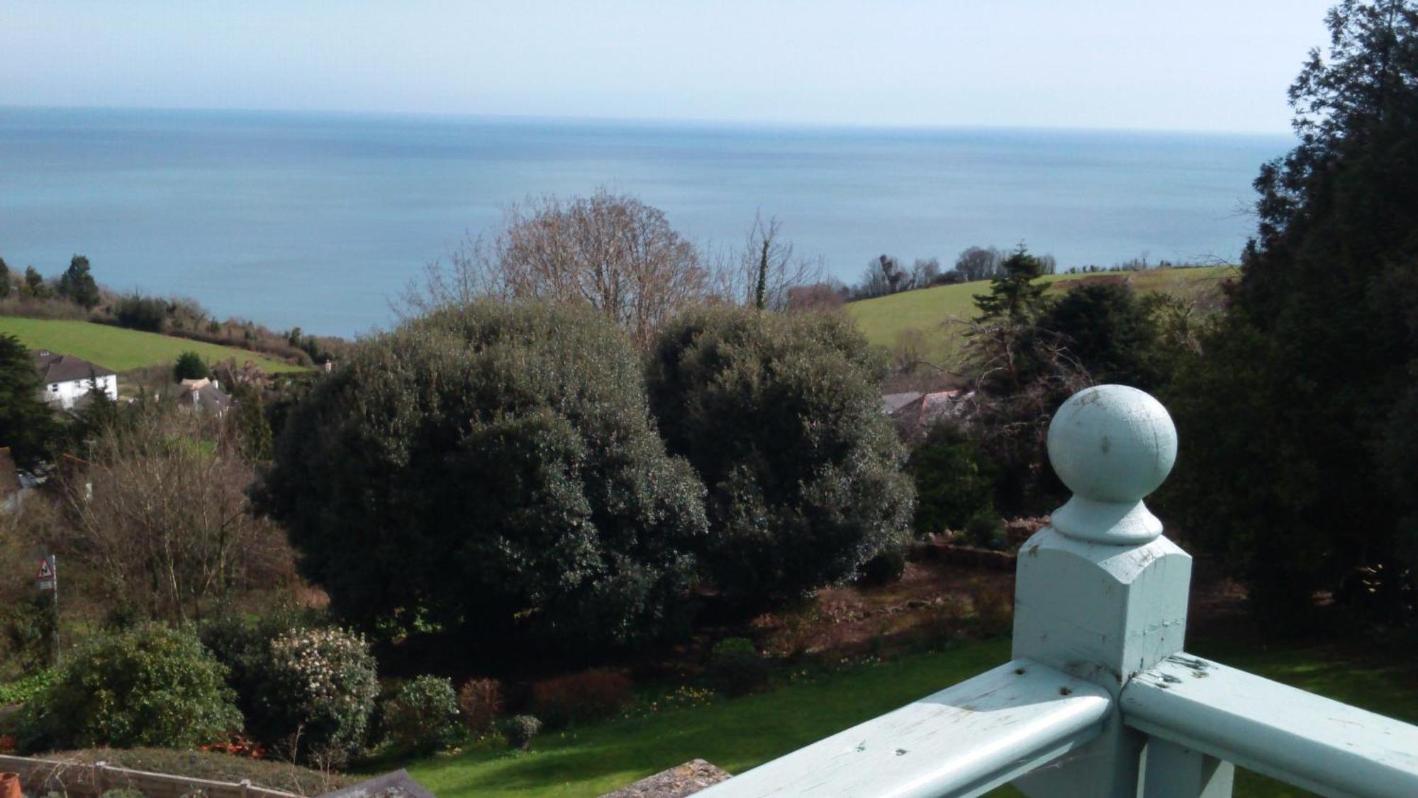 Apartment Seaside Serenity In Maidencombe Torquay