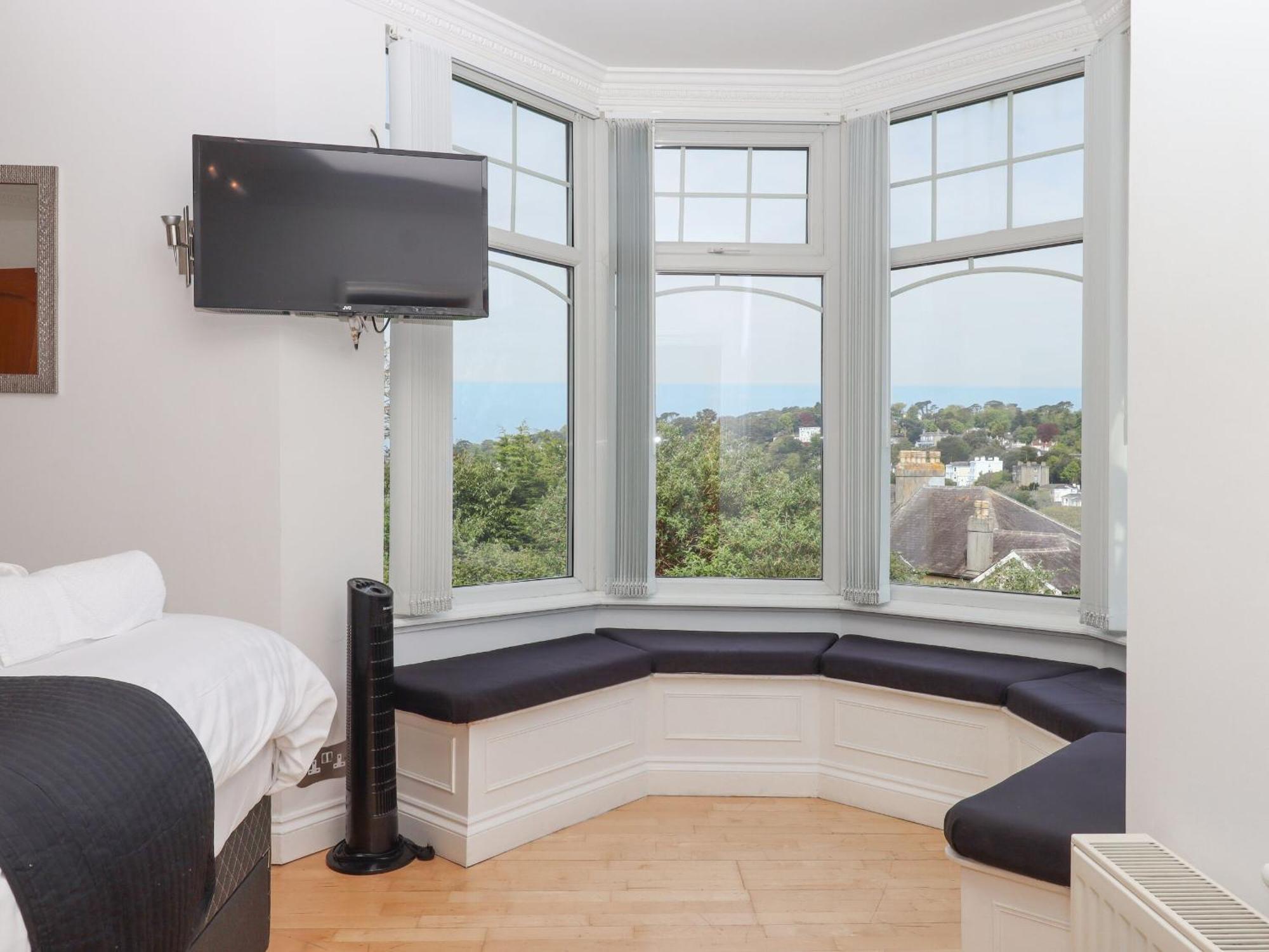 Flat 2 Channel View Torquay