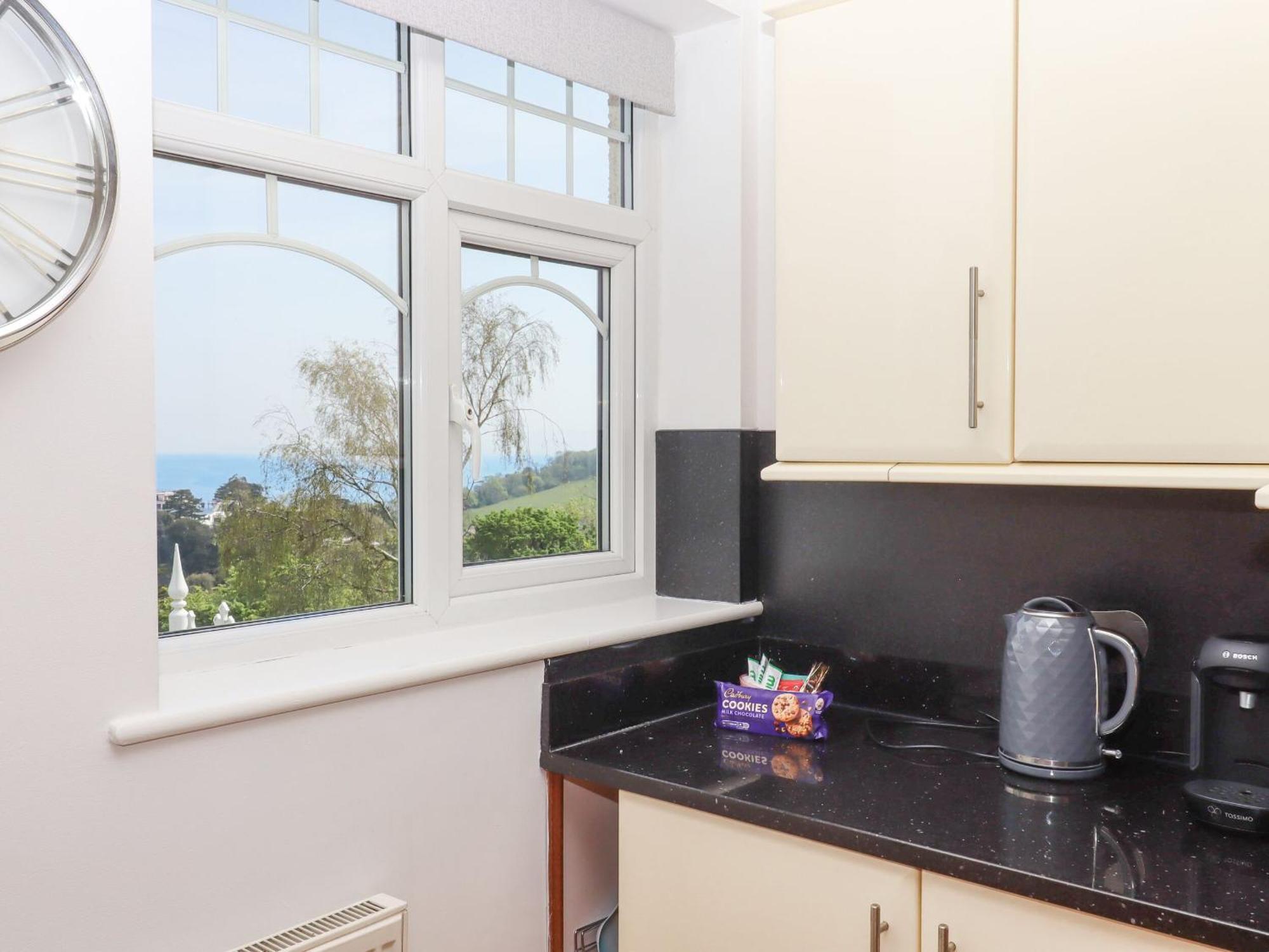 Apartment Flat 2 Channel View Torquay