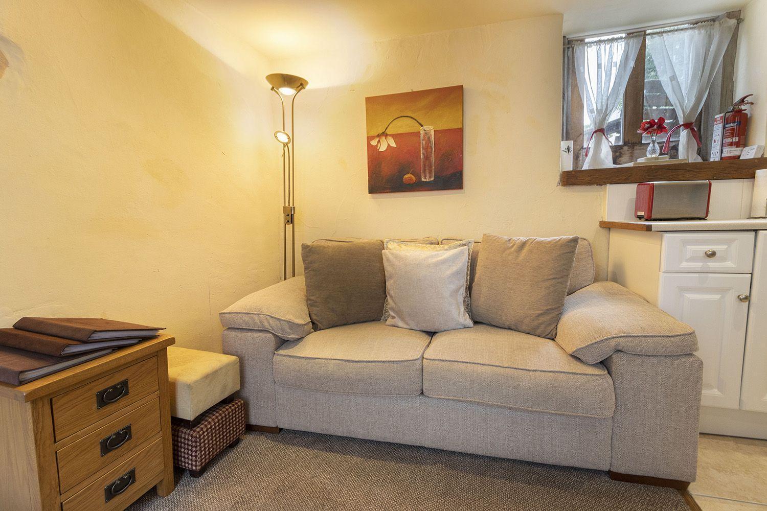 Pilgrims Rest Cottages: Charming Seaside Retreats With Countryside Access *