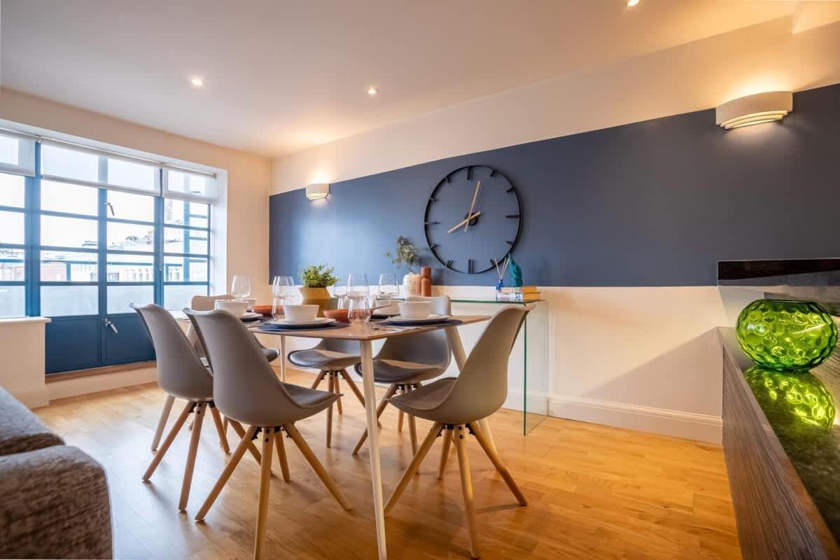 Apartment Spacious 2-bed Close To King's Garden Torquay