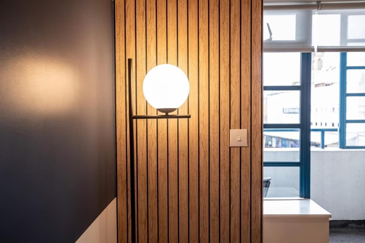 Spacious 2-bed Close To King's Garden Apartment