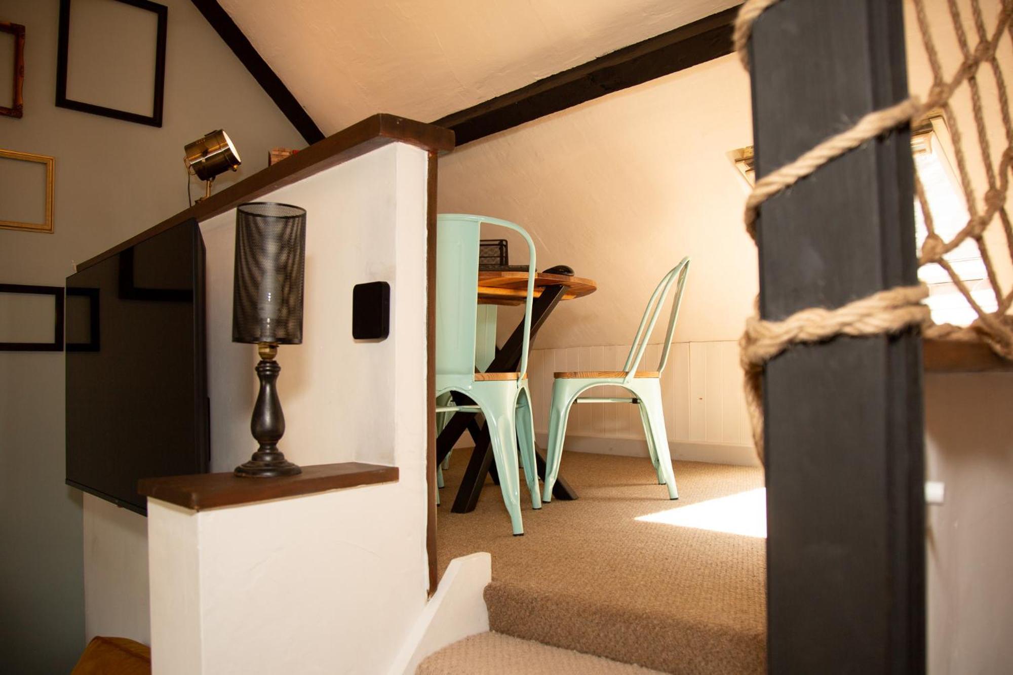 Holiday home Quirky Boutique 1840s Stable *