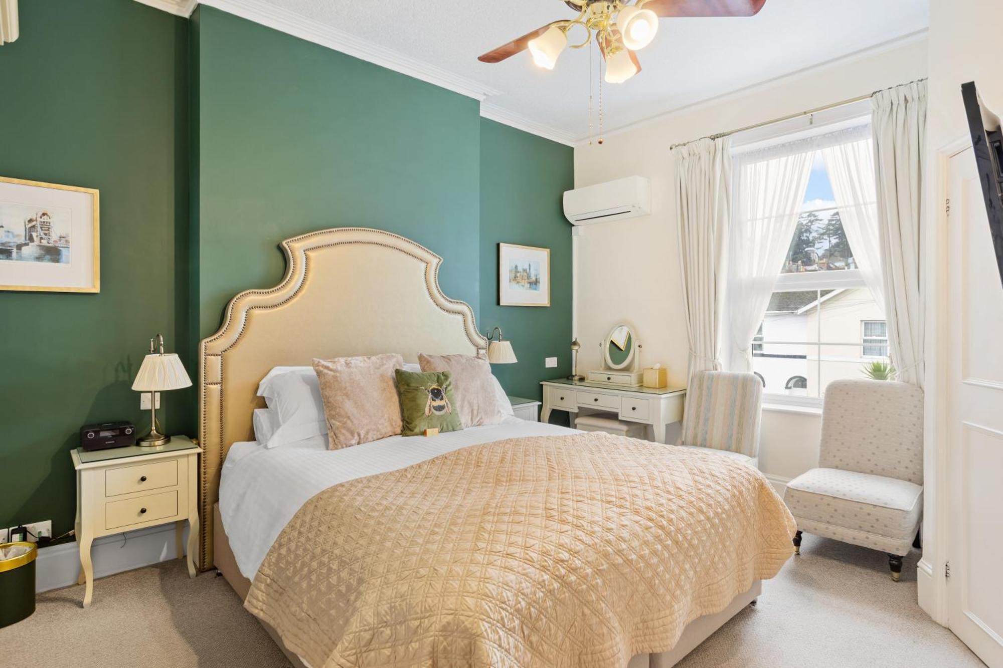 Kingston House Torquay
