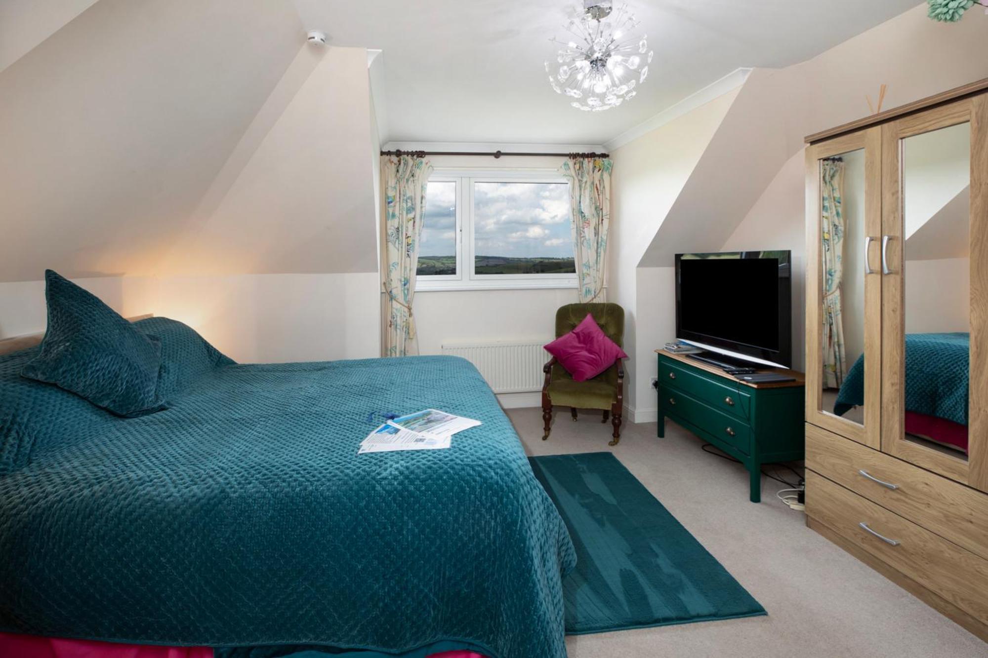 Halekulani Devon Homestay Torquay