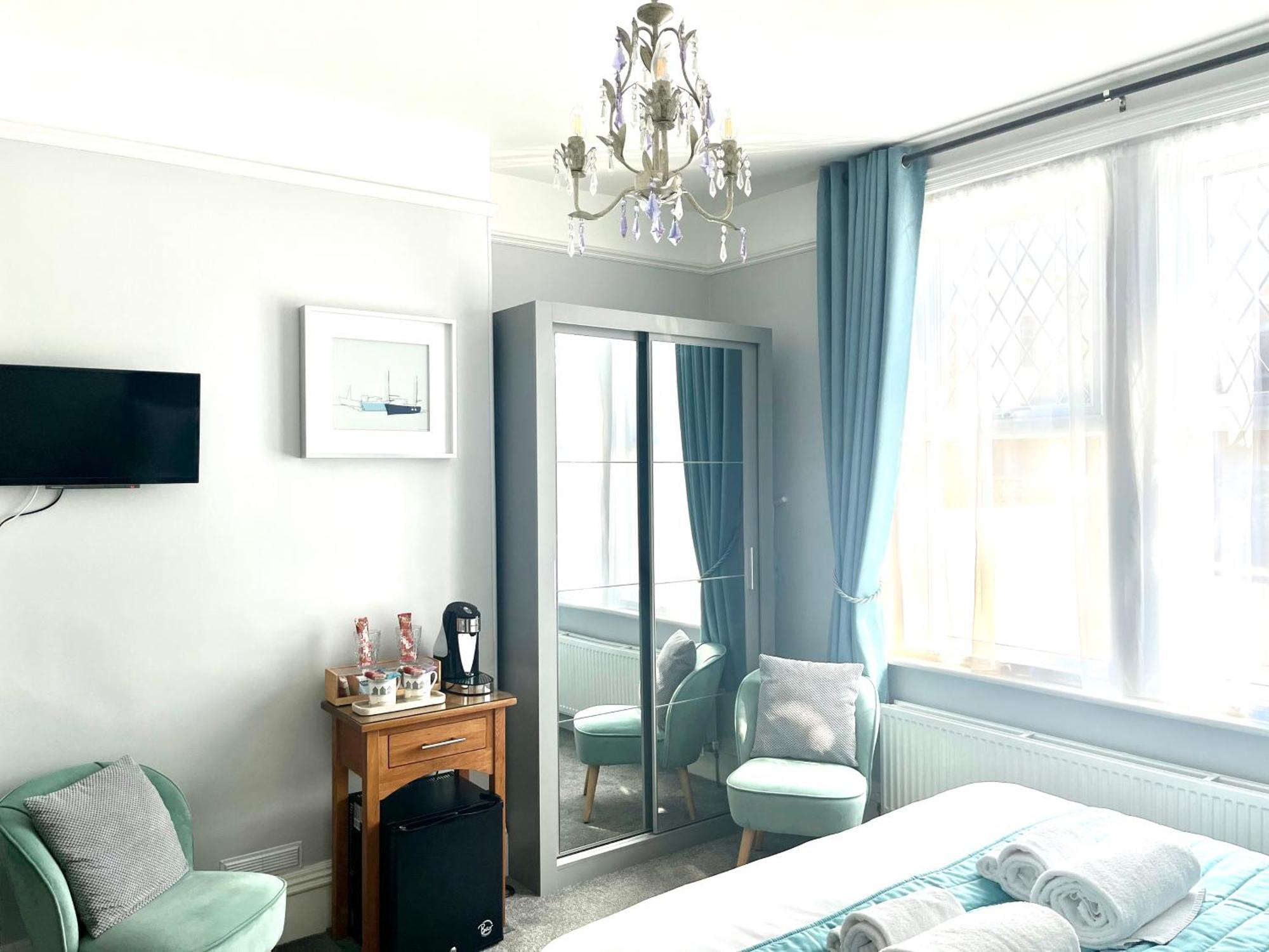 Bentley 4* Torquay