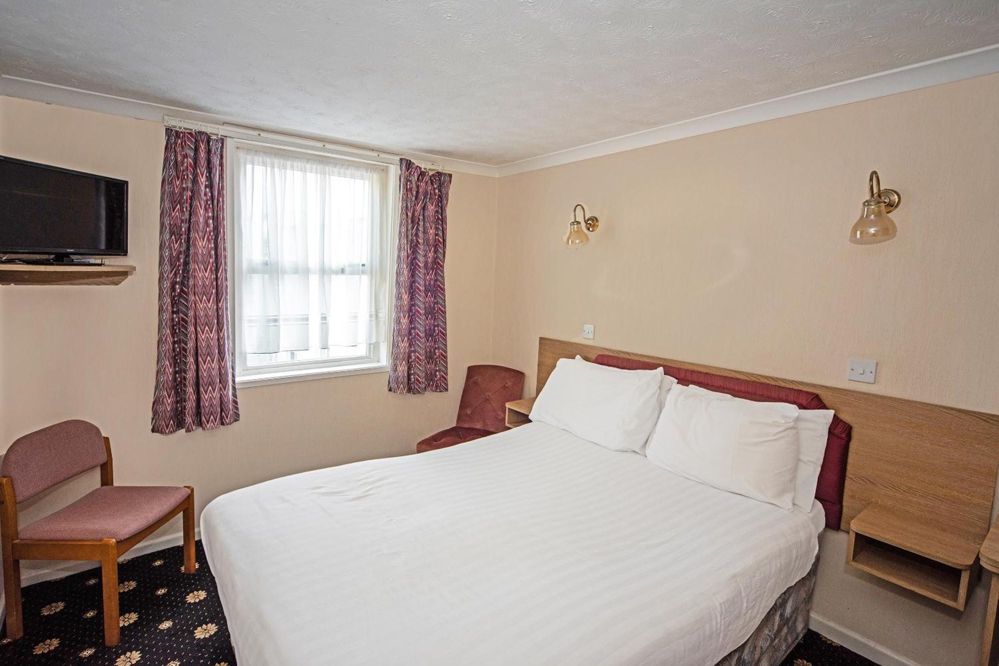 The Sherwood Palm Hotel,