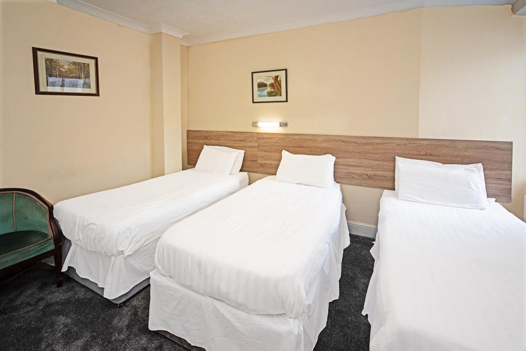 Hotel The Sherwood Palm Hotel, 3*