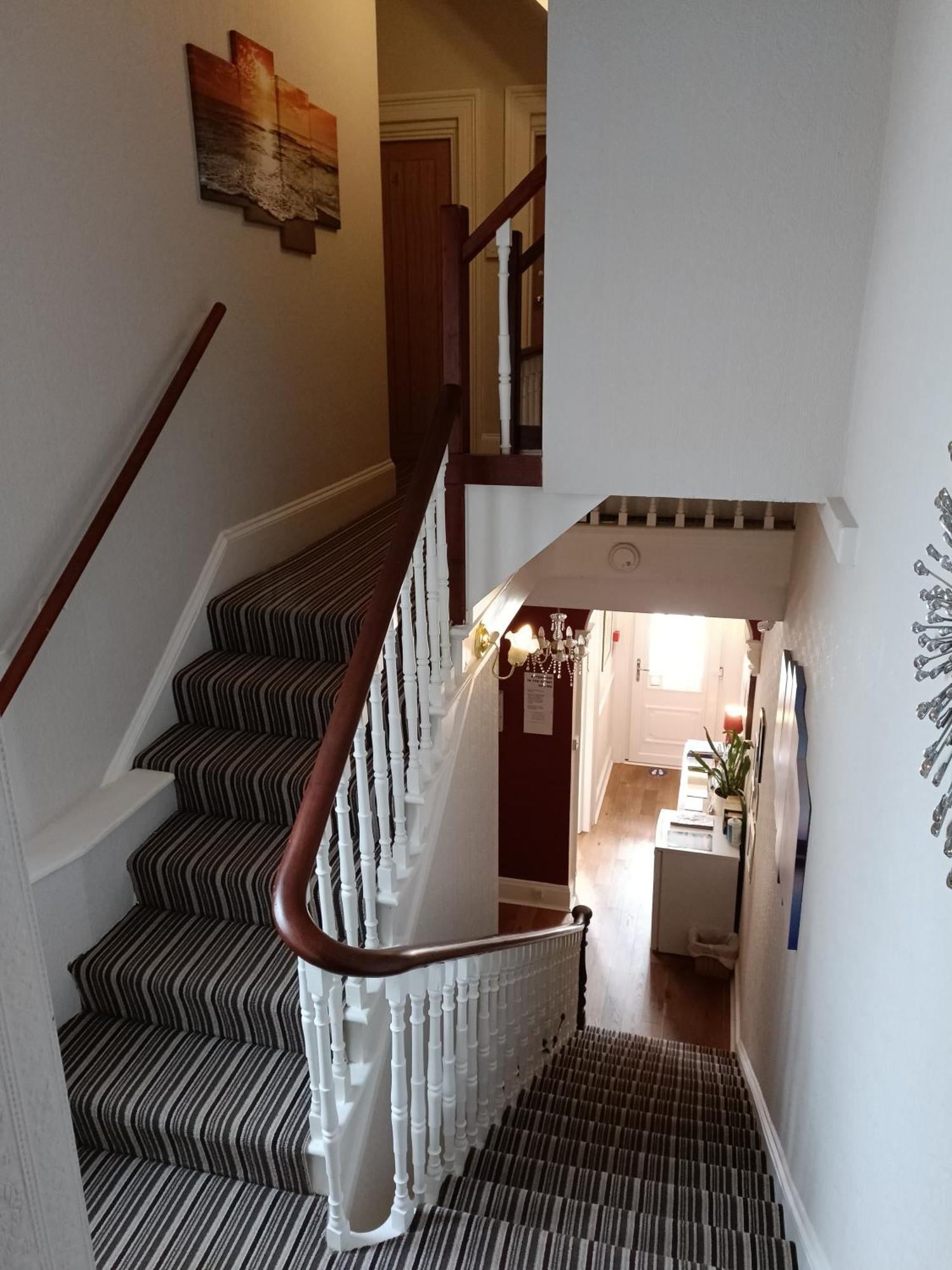 Lawnswood Guest house 4*