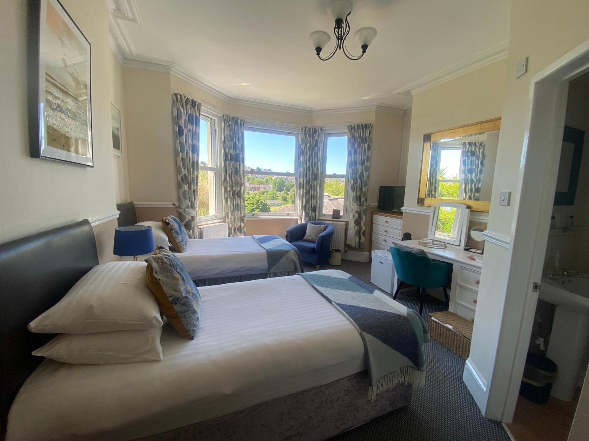 Buckingham 4*
