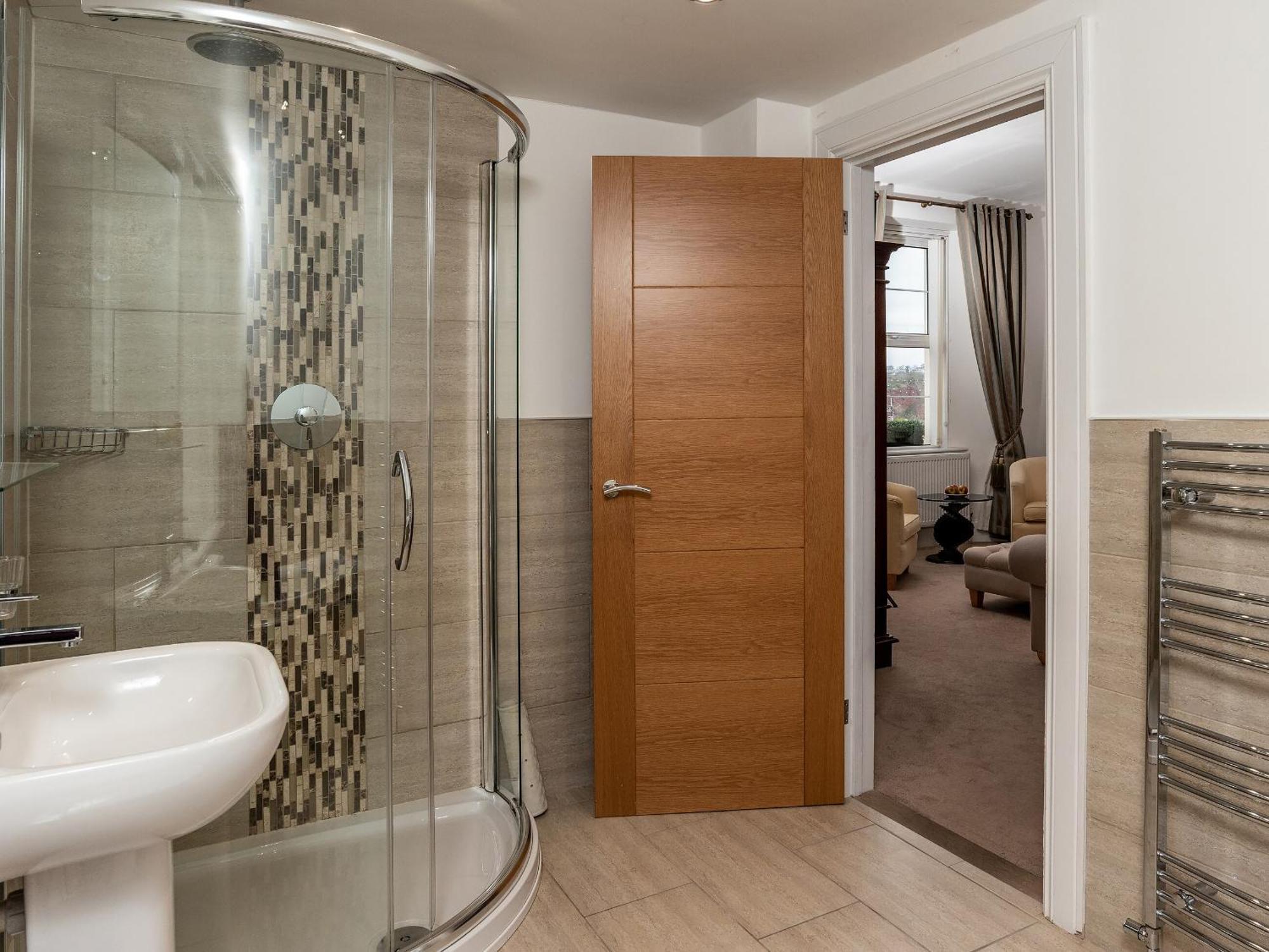 Oddicombe, Apartment