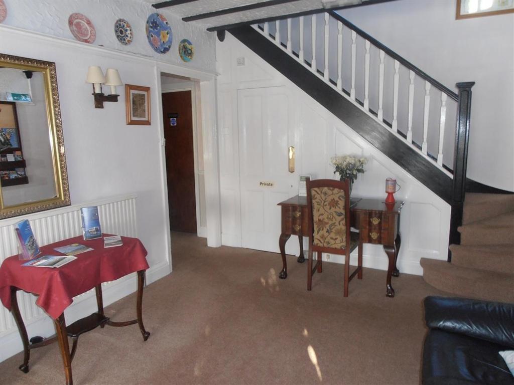 Burleigh House Bed & Breakfast