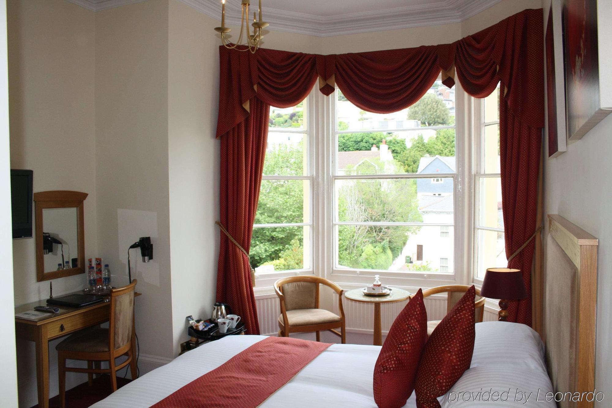 Hotel Meadfoot Bay 4*