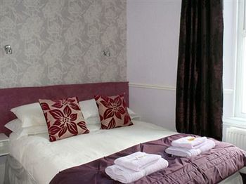 Guest house Lawnswood 4*