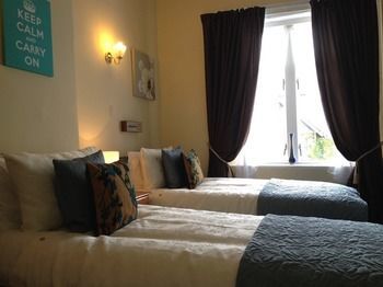 Guest house Cranborne Guest Exclusively For Adults 4*