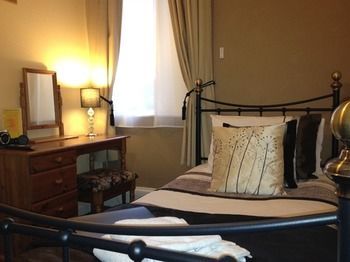 Cranborne Guest Exclusively For Adults Guest house
