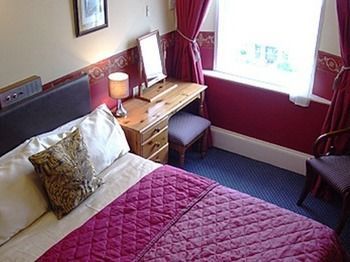 Cranborne Guest Exclusively For Adults