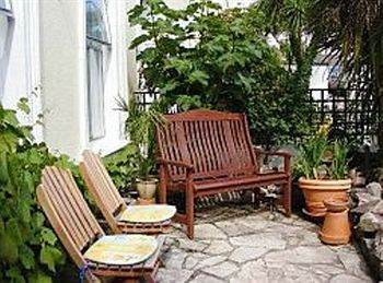 Brooklands Guest house