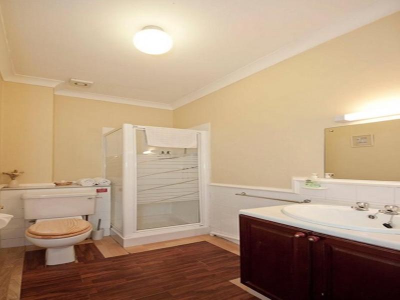 Bed & Breakfast The Montana 4*
