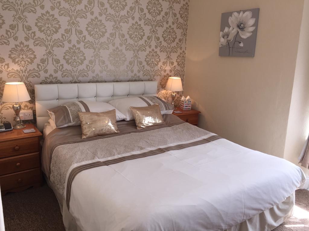 Acomodação com café da manhã  Crowndale - Exclusively For Adults Torquay