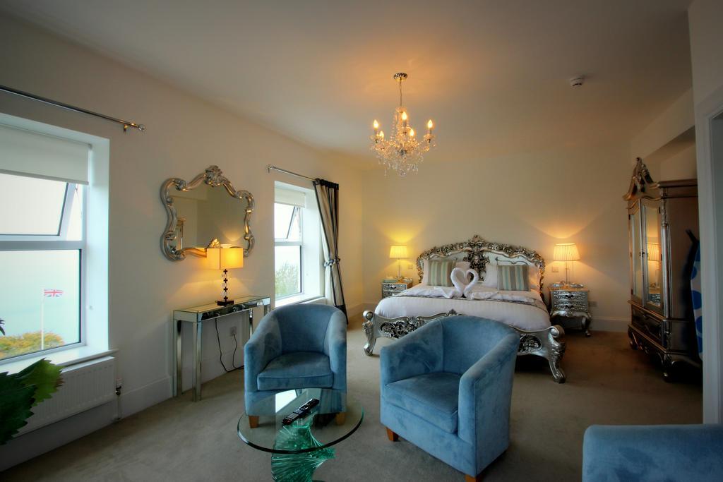 Babbacombe Bay House Bed & Breakfast