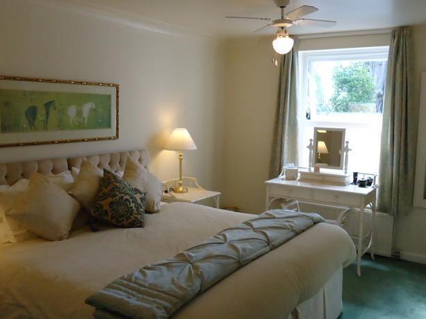 Cary Court - Torquay