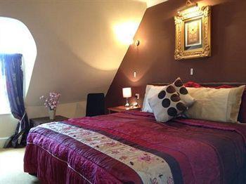 Guest house Cranborne Guest Exclusively For Adults