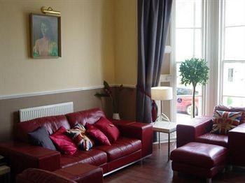 Guest house Cranborne Guest Exclusively For Adults 4*