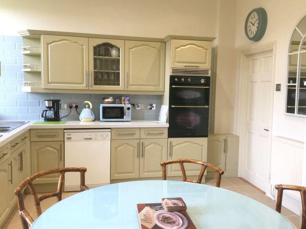 Muntham & Town House Hotel 3*