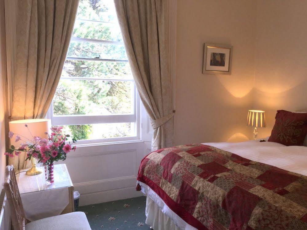 Muntham & Town House Hotel