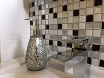 Mount Edgcombe Guest house 4*
