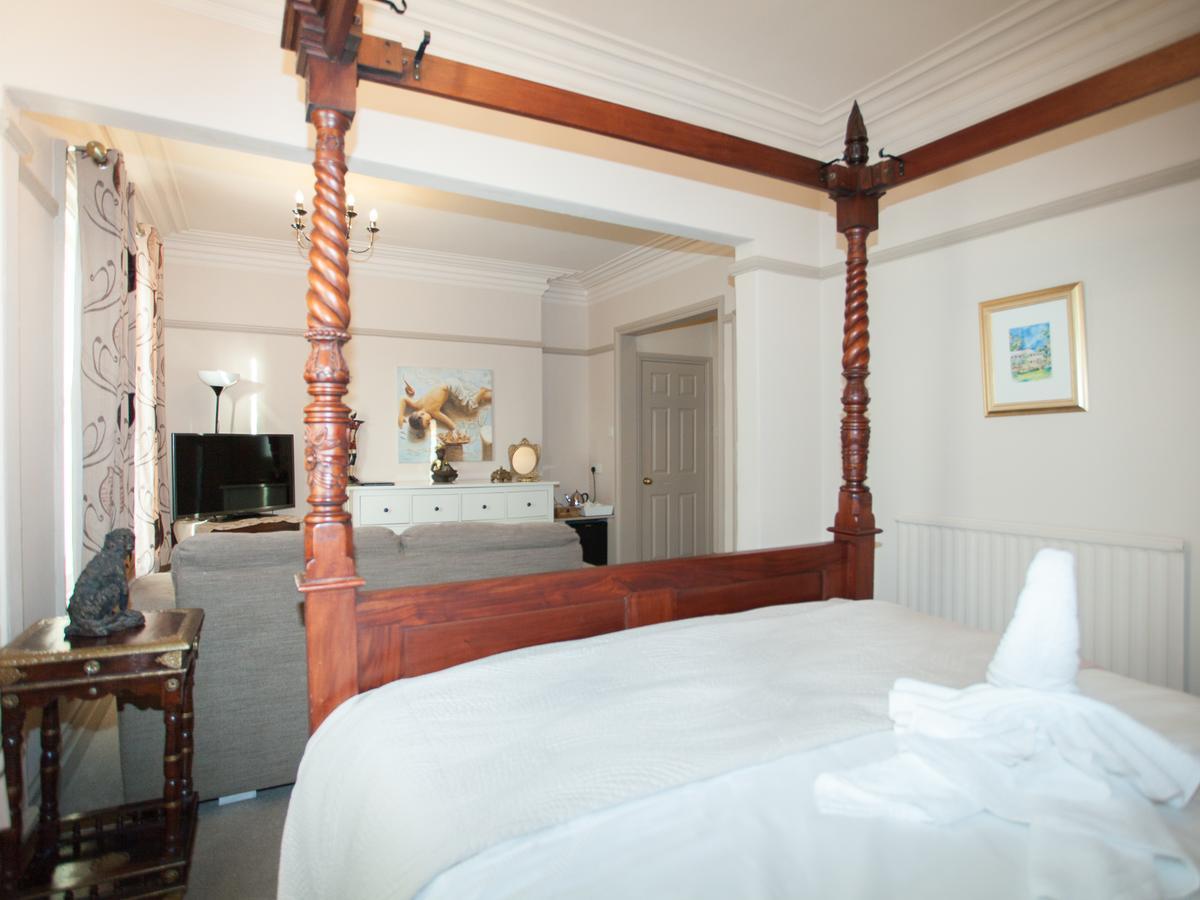 Braddon Hall Guest house
