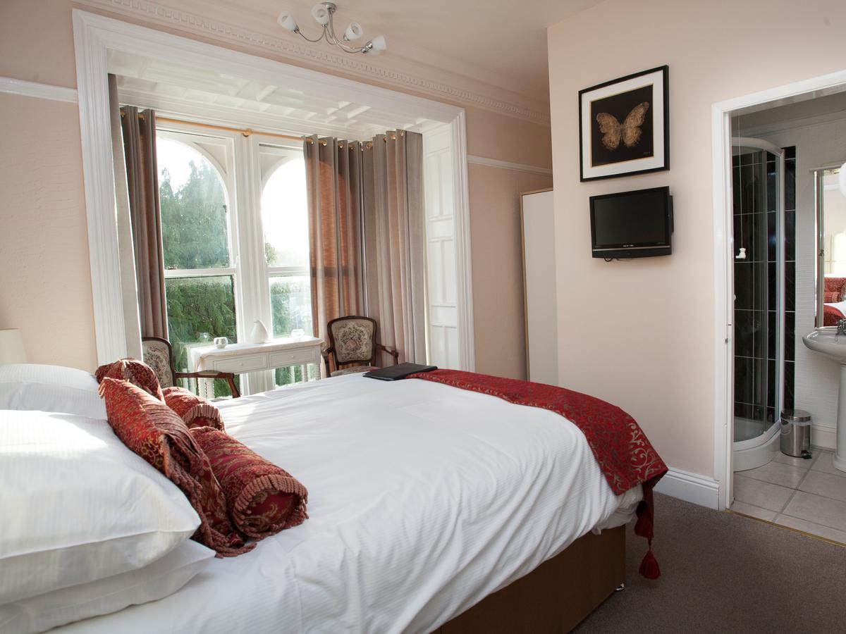 Braddon Hall Guest house 4*