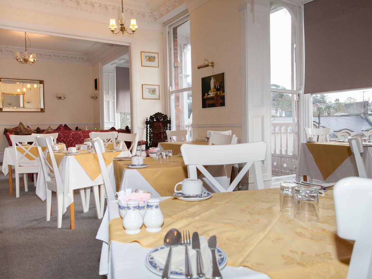 Guest house Braddon Hall