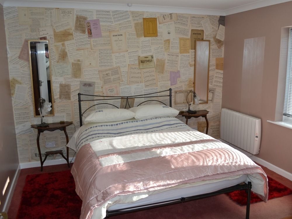 Chelston Manor Apartment