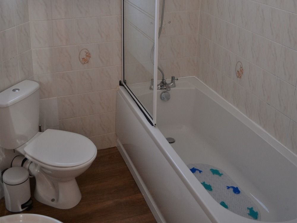Chelston Manor Apartment *