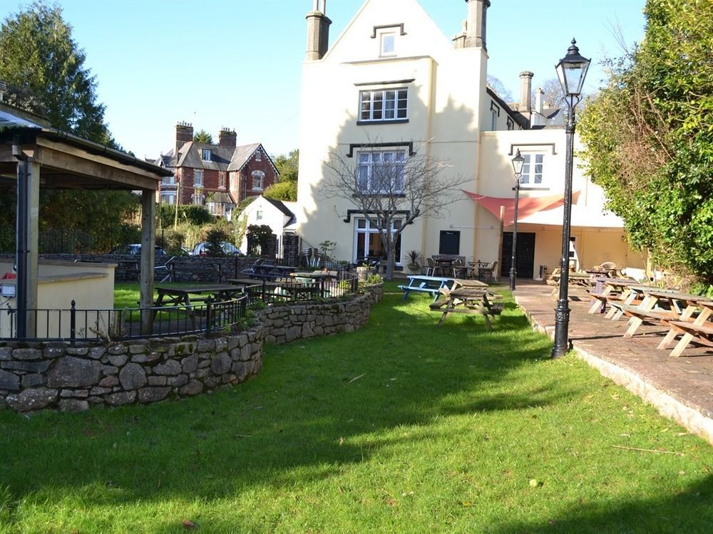 Chelston Manor *