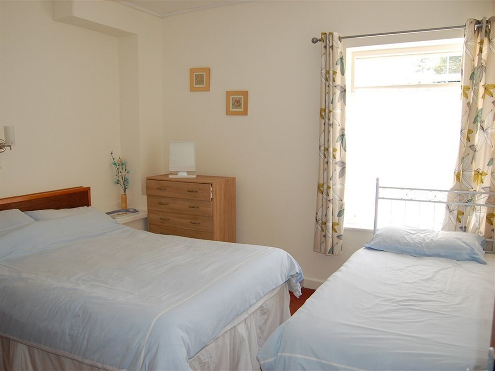 Abbey View Flats * Torquay