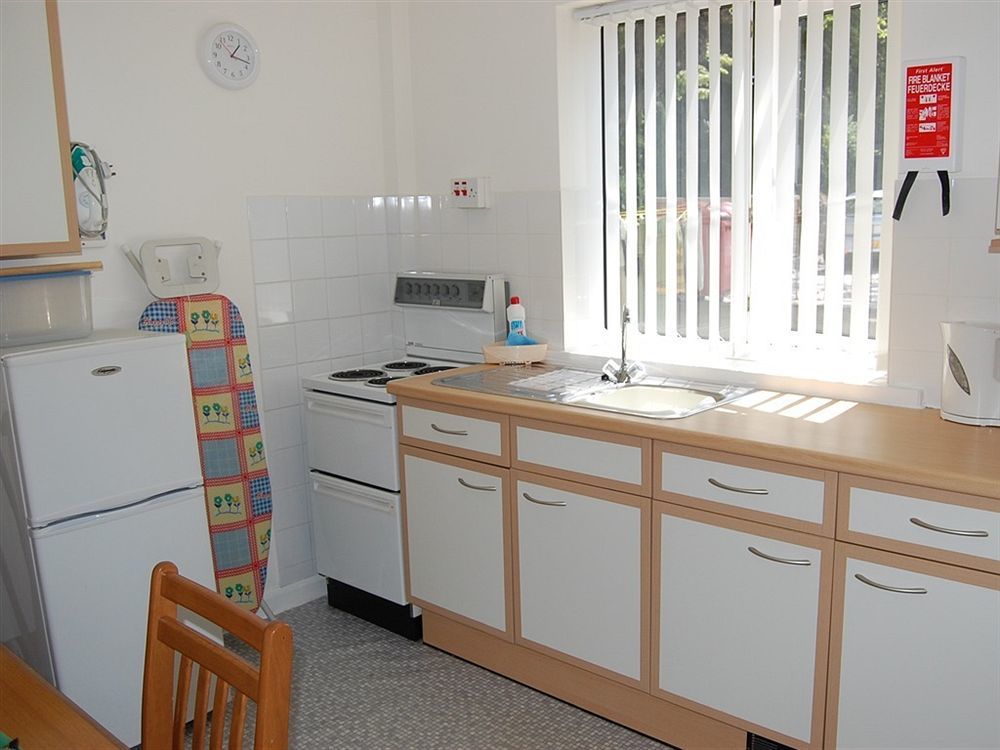 Abbey View Flats Apartment *