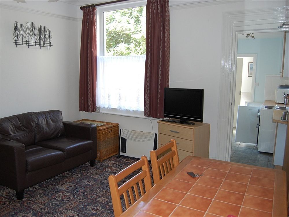 Abbey View Flats * Torquay