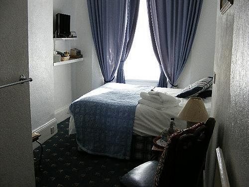 Brooklands 4*