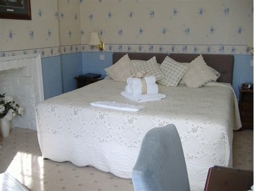 Acomodação com café da manhã  Kingston House 5*